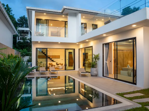 Luxury vacation rental photography showcasing villas, resorts, and tropical accommodations