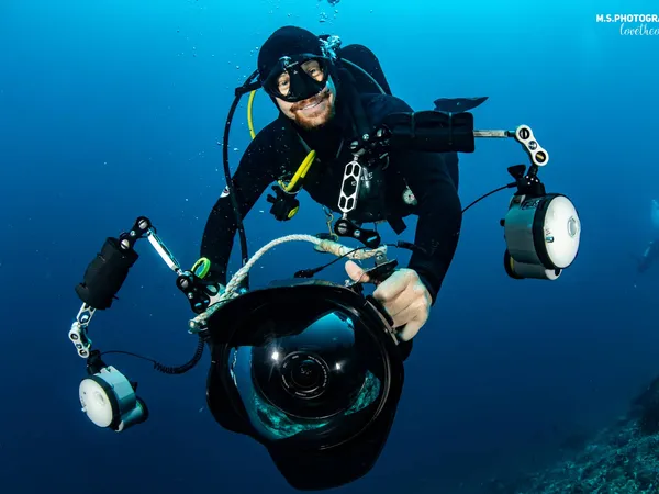 Magnus Larsson professional underwater photographer portrait